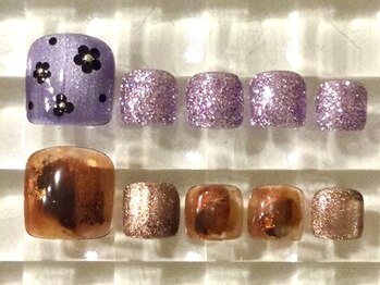 ネイルサロン あかねいろの写真/<丁寧ケア・オフ込>貴女好みのネイルに♪マニキュアも取扱い有！フットバス&かかとスクラブケア付なのも◎