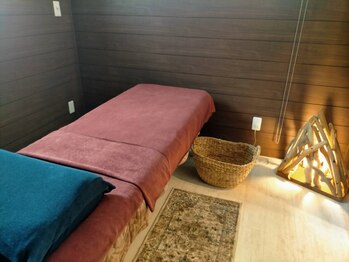 トゥルヌソルボーテ(Tournesol Beaut’e)の写真/【首・肩・頭までゆるむ 深層リラックスケア】オイルマッサージ×ヘッドスパで凝り固まった首肩コリを解消