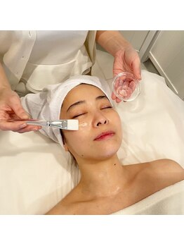 エクレット/エイジングケア美容液化粧水！