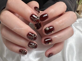 ジェナ(Jenna)/ミラーリボンアシメネイル