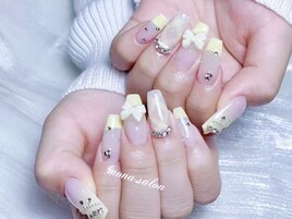 フレンチチェック柄ネイル