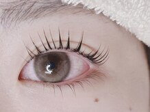 comoda eye 神戸三宮 マツエク / まつげパーマ / LED / パリジェンヌ【3/1OPEN予定】/【立ち上げ&カール】Uカール