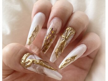 ダブルムーンビューティフル(DOUBLEmoonBeautiful)/ニュアンスネイル　ラインアート