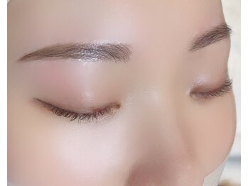 スランジェ横浜(Slange)の写真/【美眉スタイリング】丁寧なカウンセリングが人気◎なりたいイメージや骨格に合わせてデザイン*