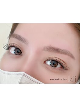 ナチュラル上品な目元にしたい