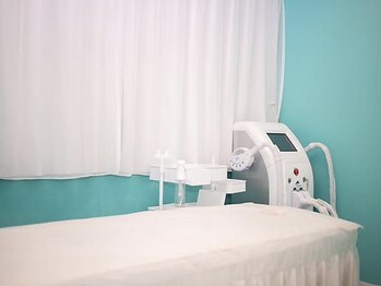 ティファニー(Tiffany)の写真/自己処理から卒業◇デリケートな部分だからこそプロにお任せ!痛みの少ない脱毛で美肌を手に入れる♪