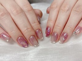 うるうるピンクのワンホンネイル