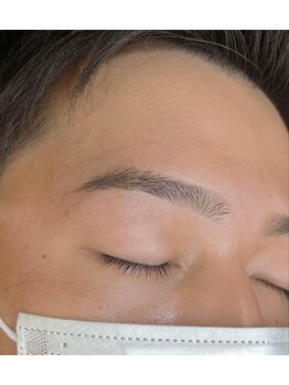 ビューステージ アイブロウサロン 岡山/自然なデザイン!