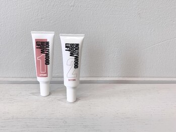 フウ アイ(fuh)/ハリウッドブロウリフト