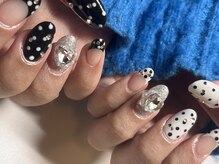 サロン アクセシブル(salon ACCESSIBLE)/ドットネイル