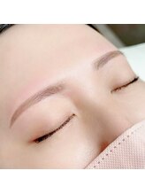 第一印象がより素敵になる美眉スタイリング。今や必須の美眉スタイリングで目元美人になりましょう☆