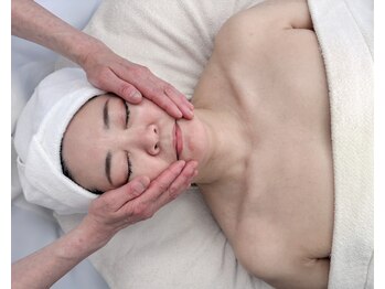 ポーラ ソレイユノラ蘇我駅前店(POLA)/フェイシャルケア