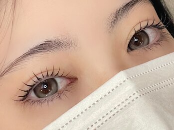 アイビー 秋津店(eyebee)の写真/【ケアしながら美まつ毛に】次世代まつげパーマは4種の美容成分配合×アイパック×TR付！まつ毛の悩みに◎