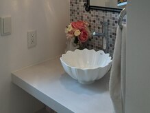 施術の後は、ゆったり身だしなみを整えられます◎