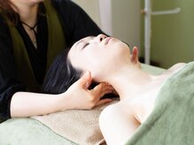 リラクゼーションサロン縁/施術メニュー：ヘッドスパ