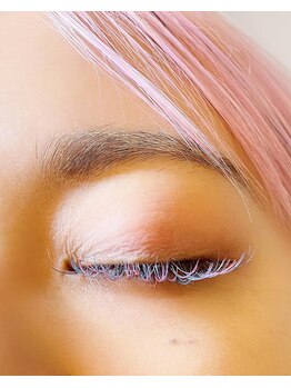 サロン カポネ(Salon Capone)/閉じても可愛いカラエク