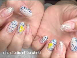 手書きアートお花柄アートが得意