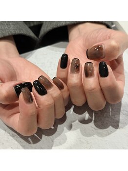 マミー(mommy)/ブラウンニュアンスネイル