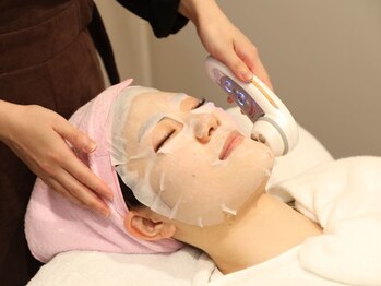 ルフレ(Reflet)/肌の奥深くまで保湿ケア