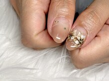 レア(Le'a)/手描きフラワーネイル