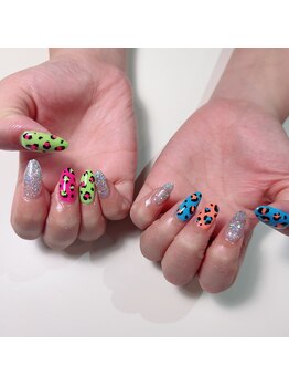 u.Neek【ユニーク】長さだし/スカルプ/定額/持ち込み/海外風/ベイビーブーマー/