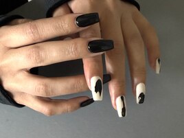 モノトーンネイル