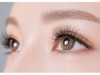 アーリーネイルズウィズアイラッシュ チャチャ小倉店(Early Nails With eyelash)の写真/華やかさUP!メガマットボリュームラッシュで、ふさふさまつげに◎持ちの良さも実感してください♪