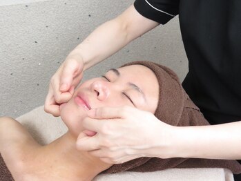 リラ(LILA)/小顔ケア/むくみケア/美白ケア