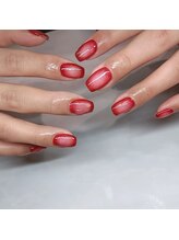 エーナイン イオンモール三川店/いちごネイル