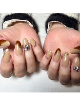 ハーティーネイル 自由が丘南口店(heartynail)/秋ネイル/べっ甲ネイル/Vカット