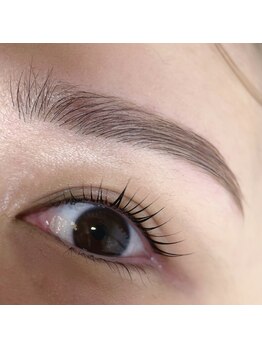 ミラッカ(Mi Lacca)/圧倒的な目力