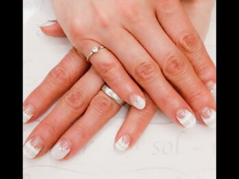 ソルノワ(sol-noir)/