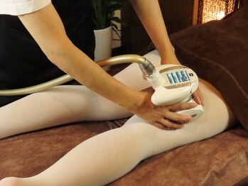 マロカ(Marroka)/むくみ、セル脂肪が気になる方に