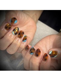 2025秋ネイル【べっ甲ネイル】