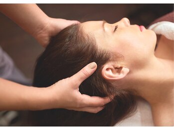 ラクリエ 姫路駅前院(La Creer)の写真/癒しながら整う。首肩から脳までアプローチするヘッドケア