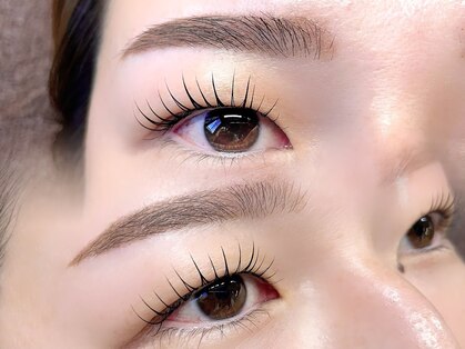 ロロラッシュ アイブロウ マツゲパーマ(RoRo LASH)の写真