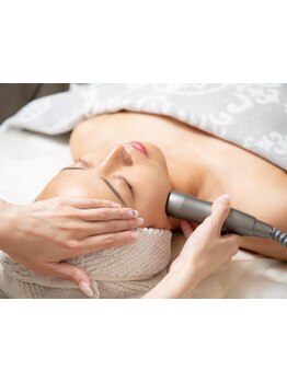 ホウレイ線・たるみ改善！予防ケア