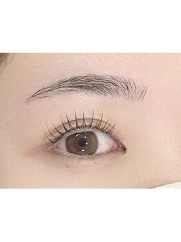 ナチュラル上品な目元にしたい