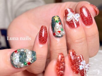 ルナネイルズ(Luna nails)の写真/【指先からきらめく華やかネイル♪】特別なイベントやクリスマスシーズンをもっと可愛く、ときめく指先に＊