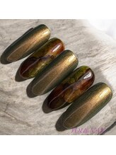 ユウネイル(YOU由NAIL)/深みラメ×奥行きべっ甲ネイル