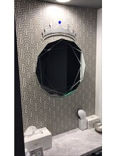 レブロン(LeBron)/パウダースペース