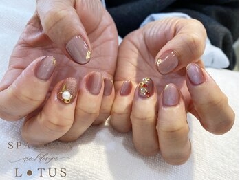 スパフーラ(Spa HULA)/マグネットお正月ネイル