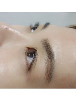 ホレタ ビューティーサロン(HORETA Beauty Salon)の写真/圧倒的なモチの良さ＆ダメージレス◎本場韓国発のデザインロッド多数！まつげパーマ/パリジェンヌ
