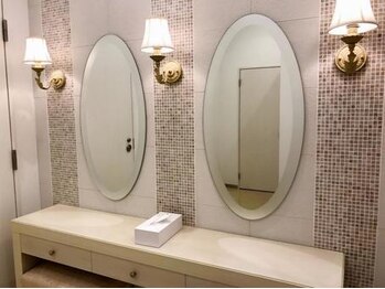 フォルチェ(Folche Esthetic&Eyelash&Nail)/メイクルーム◎