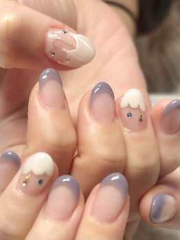 梅雨ネイル　雲と傘