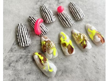 ネイル ブーマー(Nail BOOMER)/ネオンネイル/ニュアンスネイル