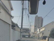 ラグ(LUXU)/まっすぐ進むと少し狭い道に