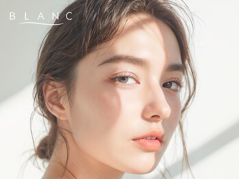アイラッシュサロン ブラン 富山CiC店(Eyelash Salon Blanc)の写真/【朝のメイク時短が叶う！】 なりたい理想の目元へ大変身★24h上向きまつ毛をキープ♪