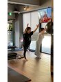 ラ レジェンダ(LA LEGENDA)&nbsp;ストレッチエリアではいろいろな小道具を使用します