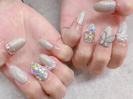 キラキラネイル